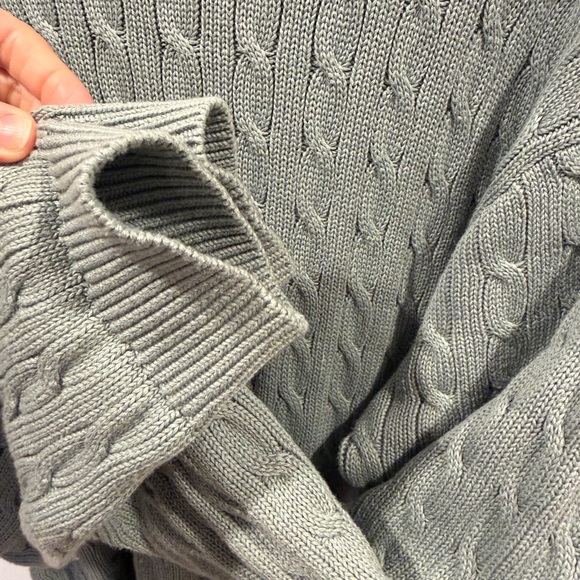 Brandy Melville Sage Green Cable Knit Sweater Oversized - Picture 6 of 7